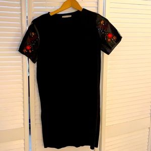 Zara trafaluc black dress